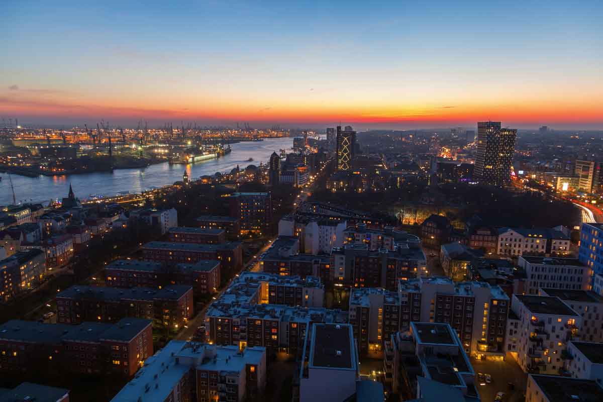 Hamburg bei Nacht