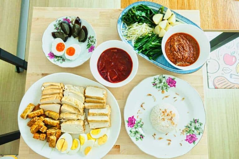 Auswahl an Malaysischem Essen