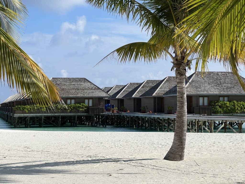 Beach Villen Meeru Island Resort Malediven